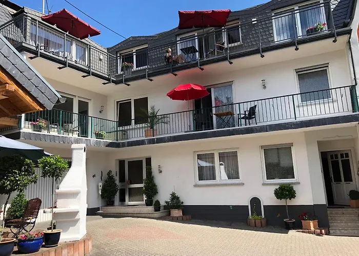 Wein und Gästehaus Hüls Kröv